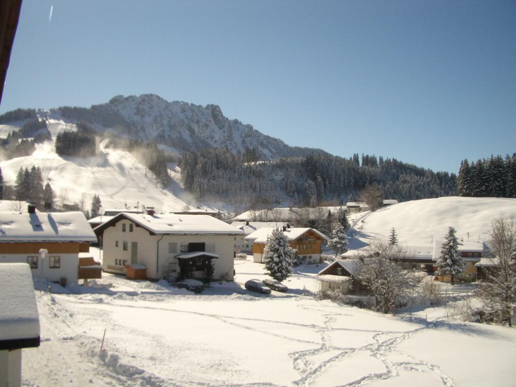 Haus Cornelia Lägenhet Jungholz Exteriör bild